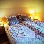 Gostisce Uh- Planica