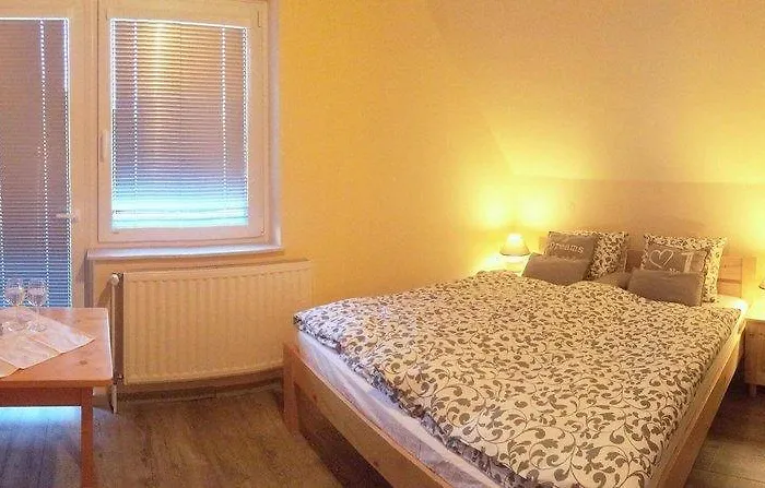 Gostisce Uh- Planica Gæstehus 2*